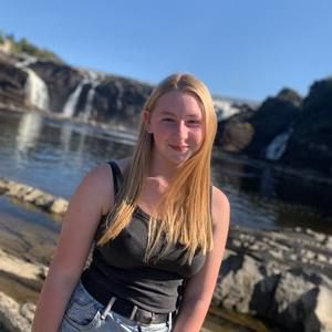 Meet your Posher, Stéphanie